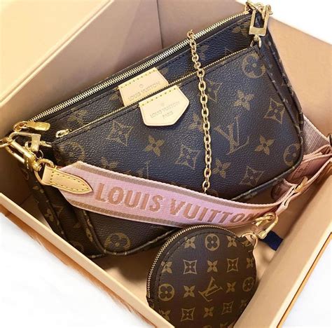 basket louis vuitton femme real fake|louis vuitton purse counterfeit.